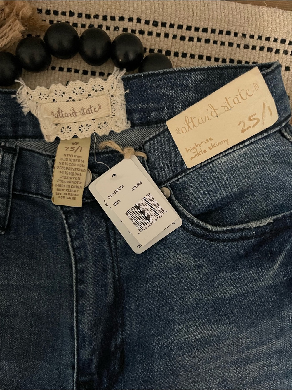 Altar'd State High-Rise Ankle Skinny Jeans Size 25 NWT